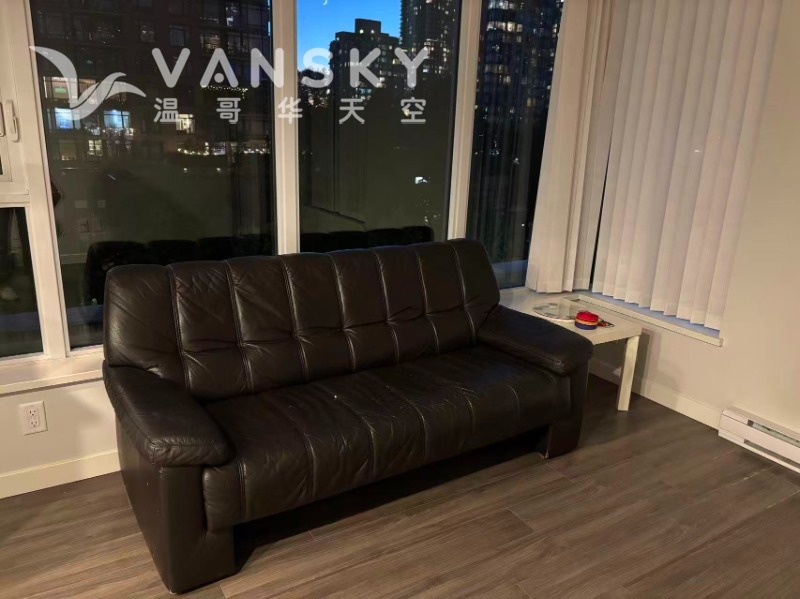 260622163823_small sofa.jpg